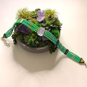 Vintage pearlized mint green beaded crystal belt multi strand women’s m/l